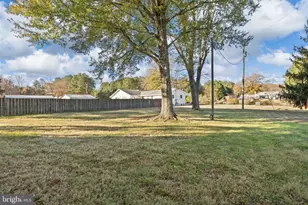 44 Ravenwood Dr, Fredericksburg, VA 22406 - Photo 47