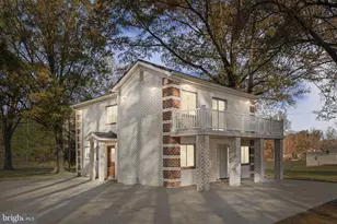 44 Ravenwood Dr, Fredericksburg, VA 22406 - Photo 1