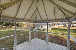 44 Ravenwood Dr, Fredericksburg, VA 22406 - Photo 43