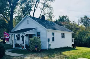 576 Melchers Dr, Fredericksburg, VA 22405 - Photo 1