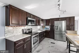 34 Crater Ln, Stafford, VA 22556 - Photo 17