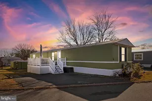 34 Crater Ln, Stafford, VA 22556 - Photo 1