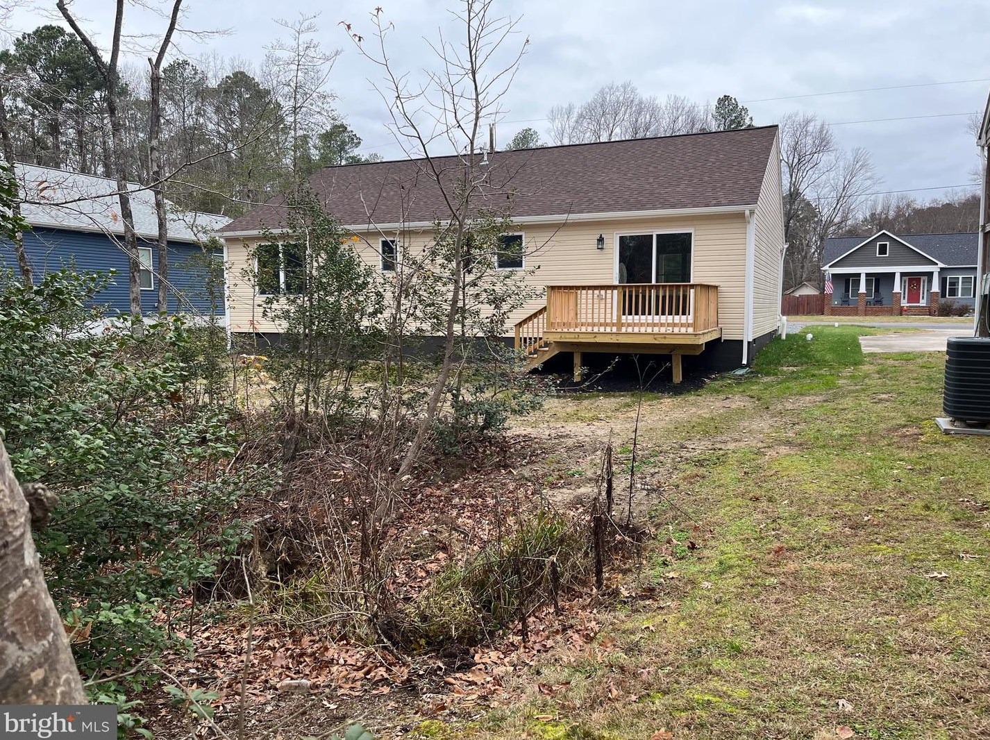 32 Placid Rd, Colonial Bch VA  22443-3202 exterior