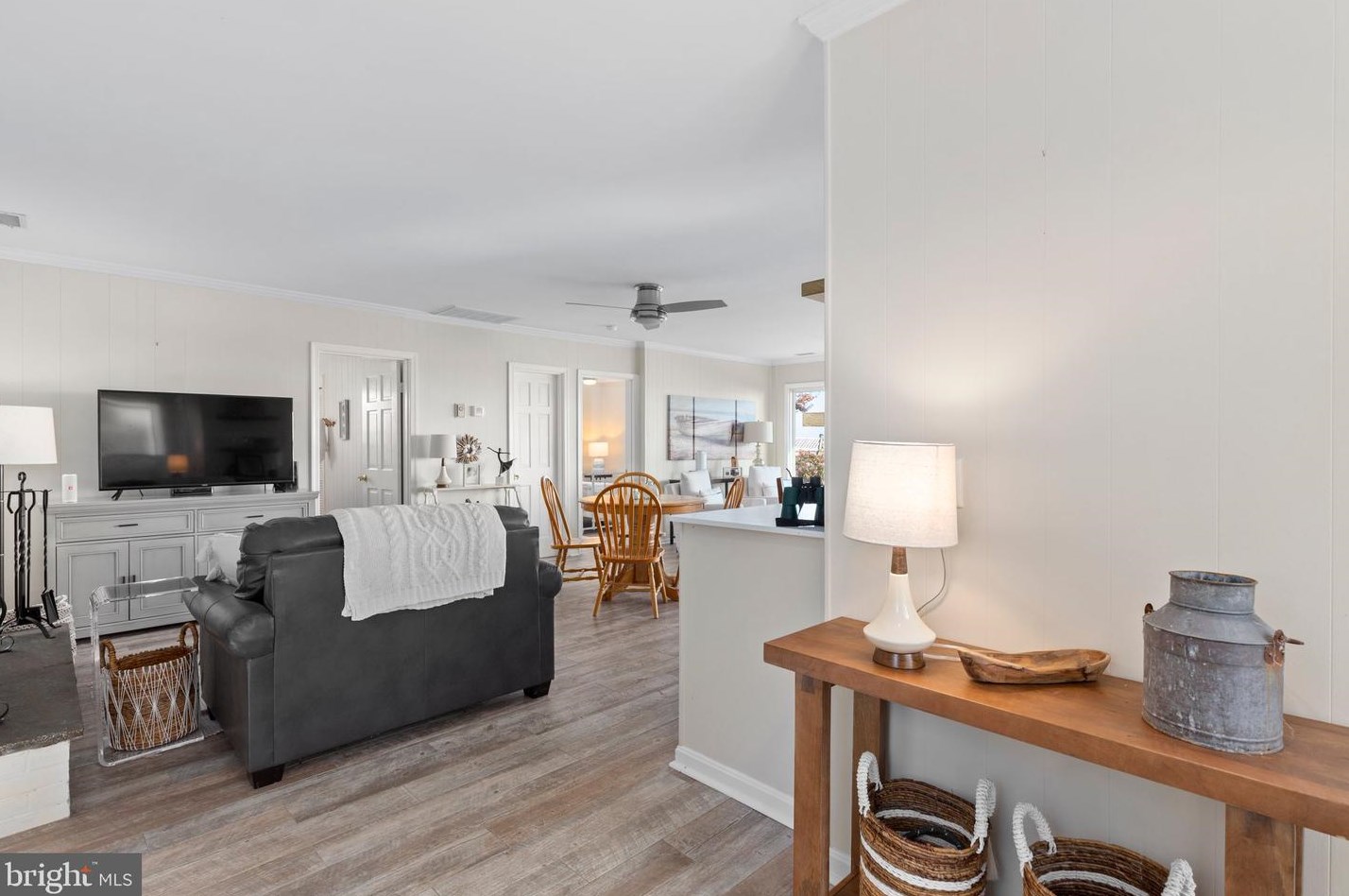 106 Shore Dr, Colonial Bch VA  22443-4346 exterior