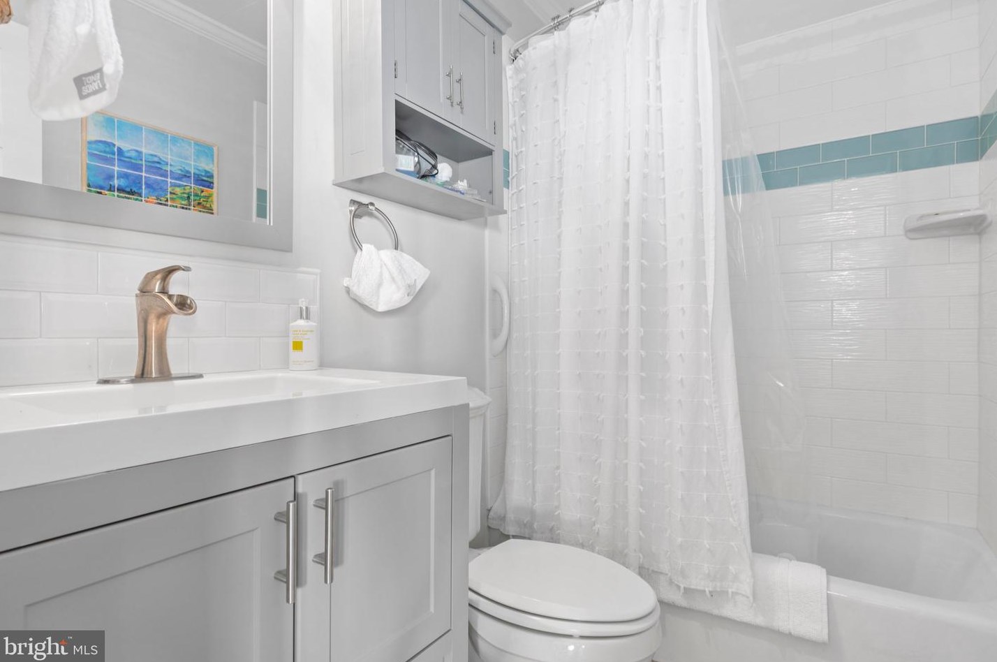 106 Shore Dr, Colonial Bch VA  22443-4346 exterior