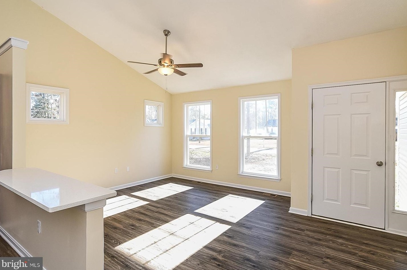 372 Monroe Dr, Colonial Bch VA  22443-4315 exterior