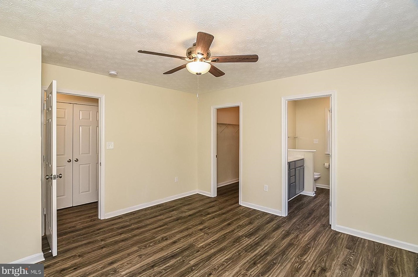 372 Monroe Dr, Colonial Bch VA  22443-4315 exterior