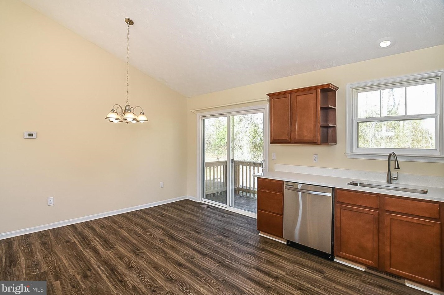 372 Monroe Dr, Colonial Bch VA  22443-4315 exterior