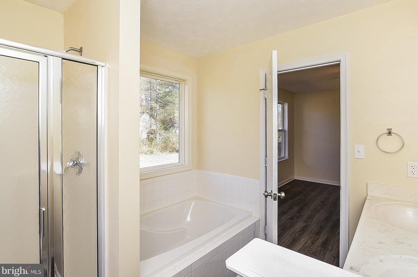 372 Monroe Dr, Colonial Bch VA  22443-4315 exterior