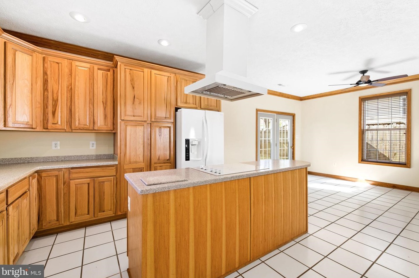 200 7th St, Colonial Bch VA  22443-1606 exterior