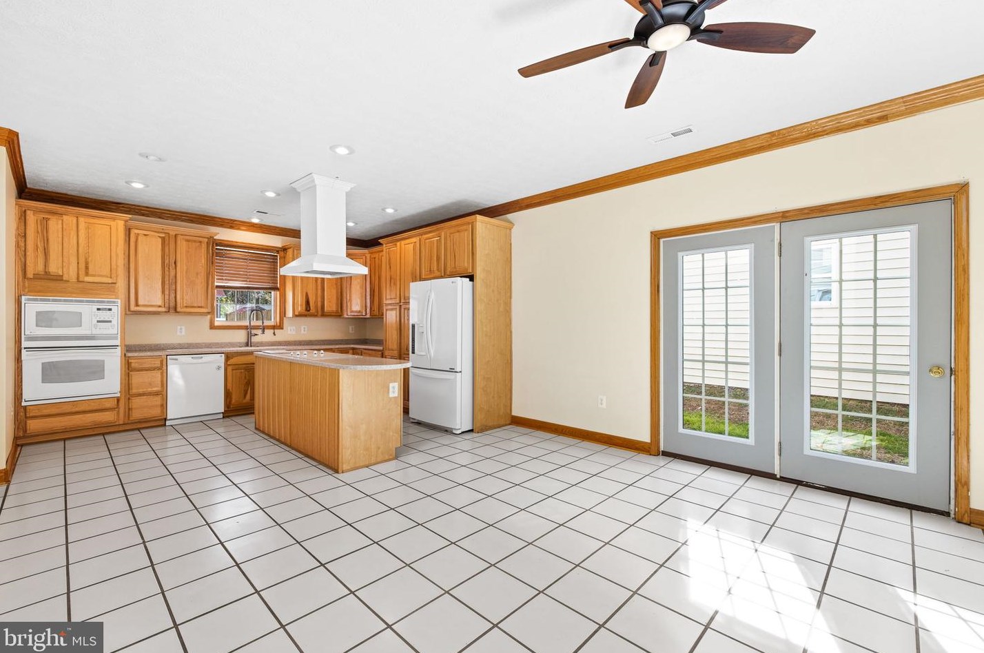 200 7th St, Colonial Bch VA  22443-1606 exterior