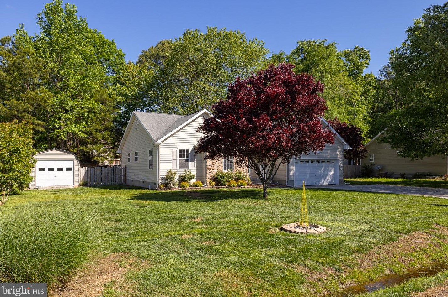 213 Meadow Ave, Colonial Bch VA  22443-1216 exterior