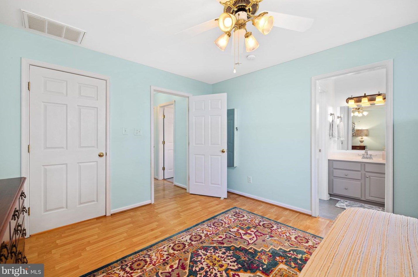 213 Meadow Ave, Colonial Bch VA  22443-1216 exterior