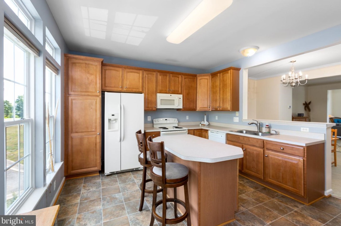 202 Monroe Point Dr, Colonial Bch VA  22443-1943 exterior