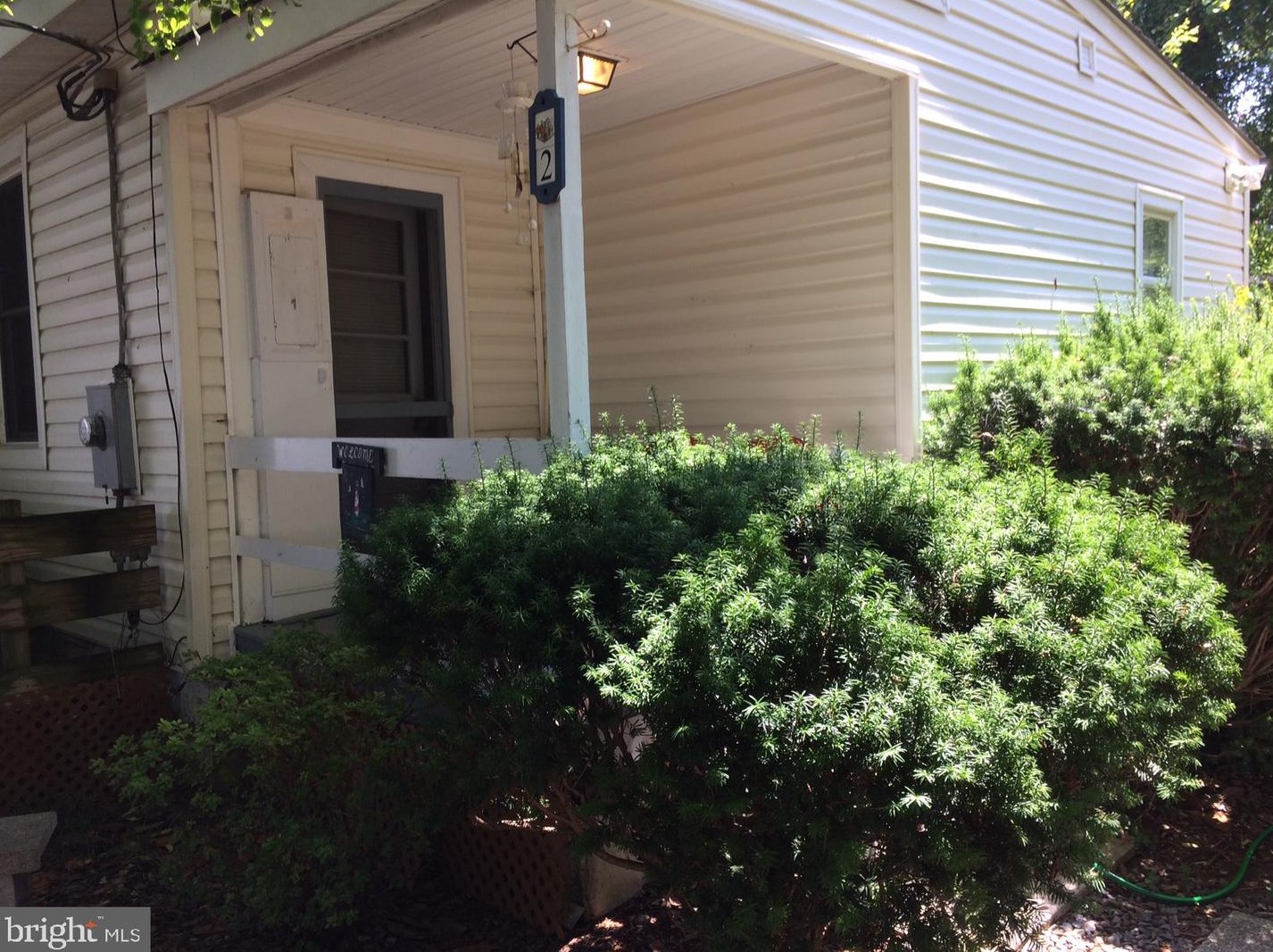2 1st St, Colonial Bch VA  22443-1857 exterior