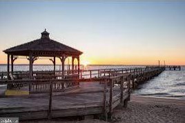 104 Brooks Dr, Colonial Bch VA  22443-5049 exterior