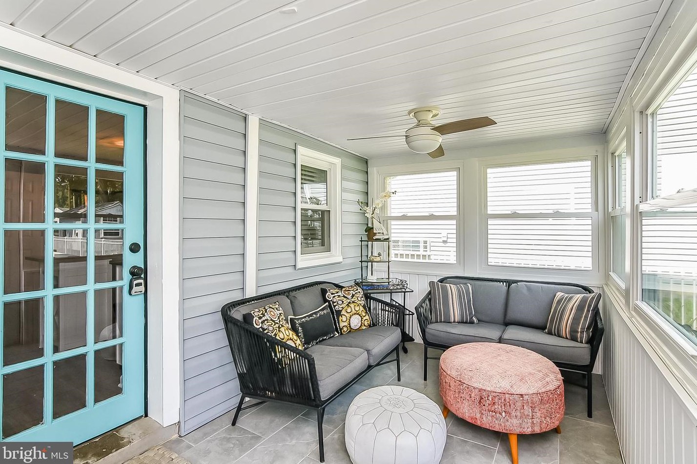 1324 Monroe Bay Ave, Colonial Bch VA  22443-2922 exterior