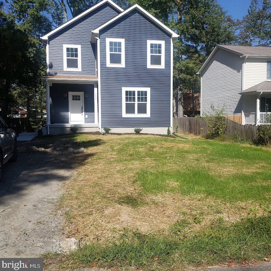 123 8th St, Colonial Bch VA  22443-1611 exterior