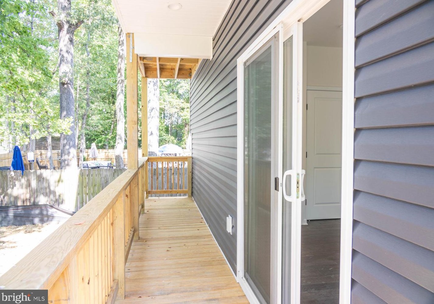 123 8th St, Colonial Bch VA  22443-1611 exterior