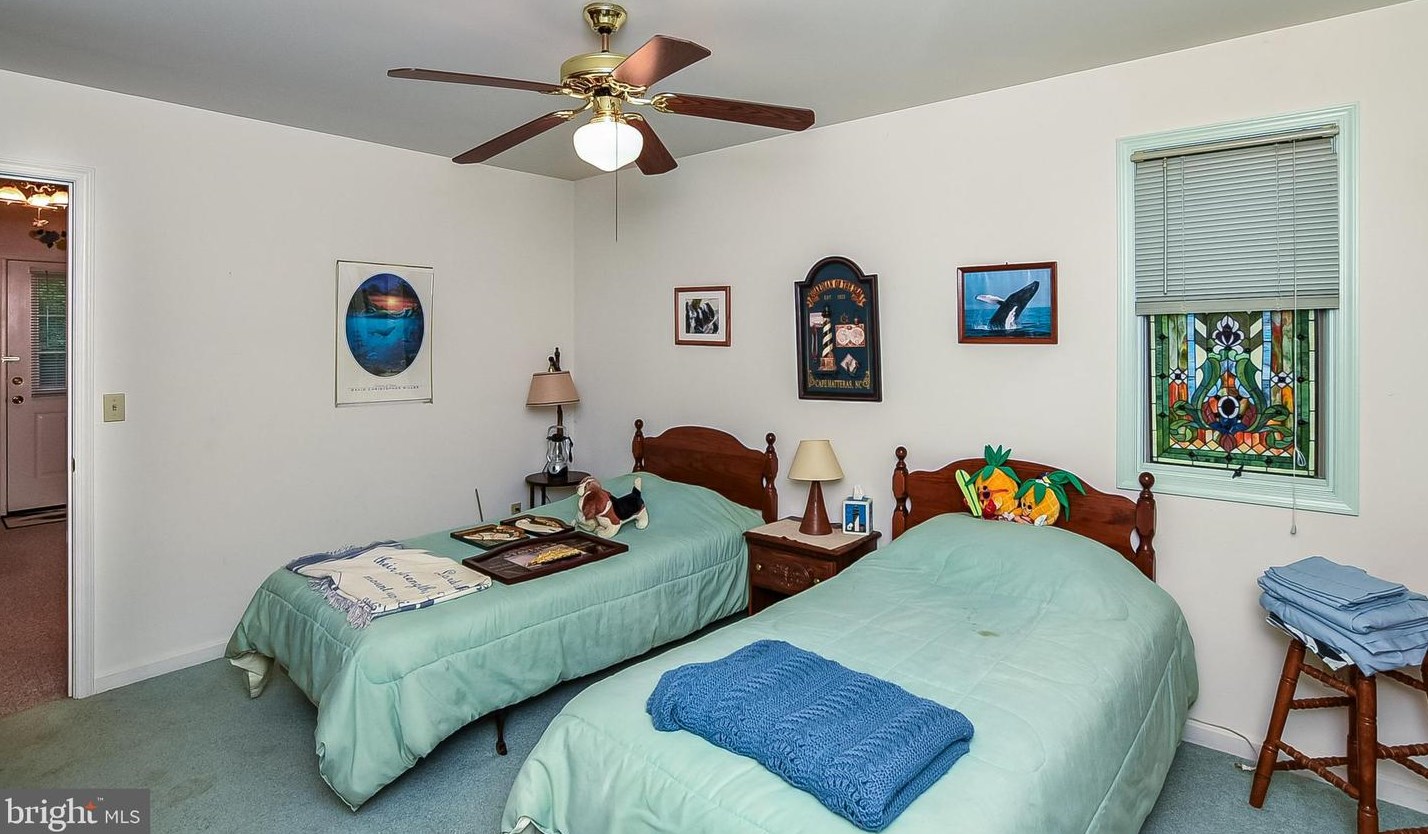 1425 Independence Dr, Montross VA  22520-8616 exterior