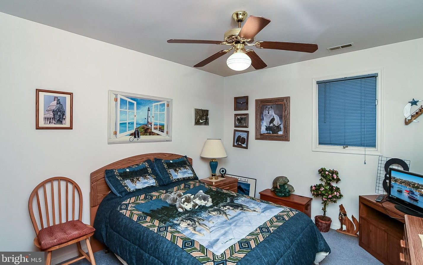 1425 Independence Dr, Montross VA  22520-8616 exterior