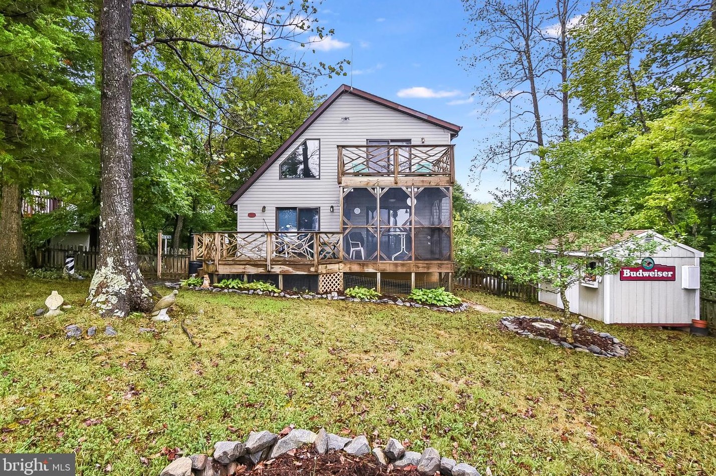 1425 Independence Dr, Montross VA  22520-8616 exterior