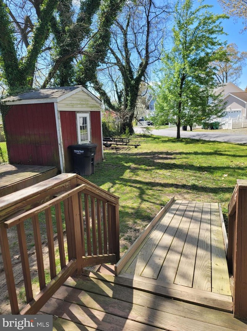 928 Jackson St, Colonial Bch VA 22443-2138 exterior