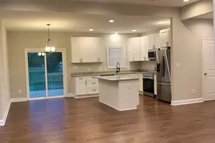 204 Woodmount Dr, Colonial Beach, VA 22443 - Photo 11