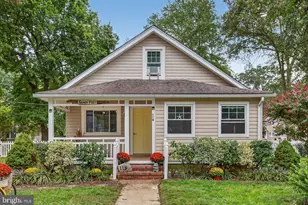 118 7th St, Colonial Beach, VA 22443 - Photo 1