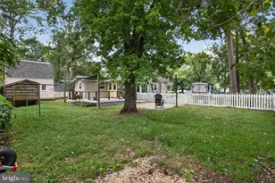 118 7th St, Colonial Beach, VA 22443 - Photo 33