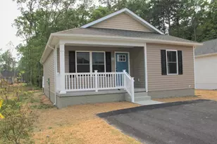 141 9th St, Colonial Beach, VA 22443 - Photo 5