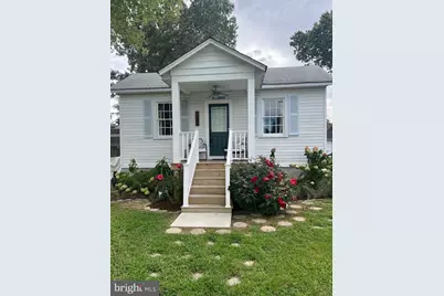 122 Sulgrave Street, Colonial Beach, VA 22443 - Photo 1