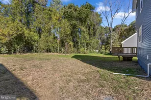 739 Lakeview Dr, Colonial Beach, VA 22443 - Photo 35