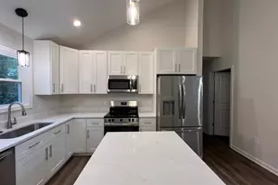 633 Shorewood Dr, Colonial Beach, VA 22443 - Photo 21