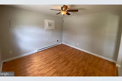 207 North Irving Avenue, Colonial Beach, VA 22443 - Photo 9