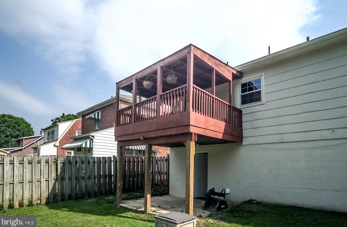 1012 Woodland Ave, Winchester VA  22601-5826 exterior