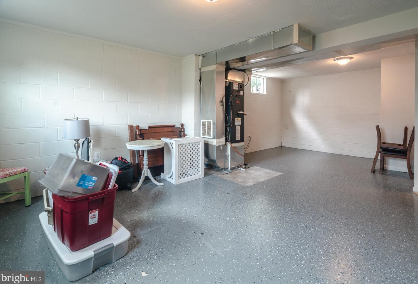 1012 Woodland Ave, Winchester VA  22601-5826 exterior