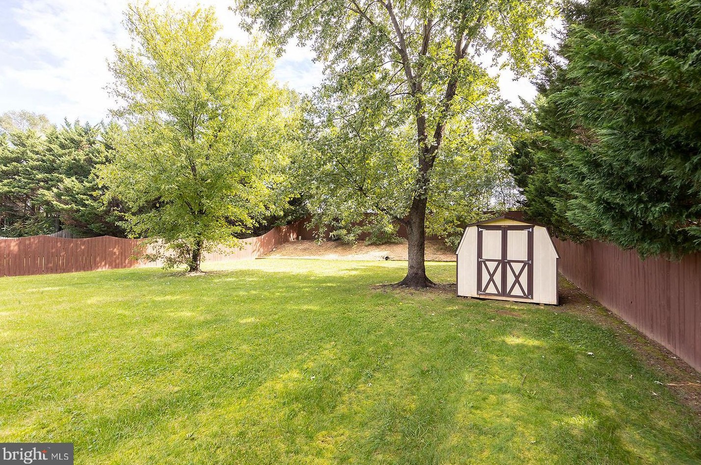 2832 Saratoga Dr, Winchester VA 22601-2622 exterior