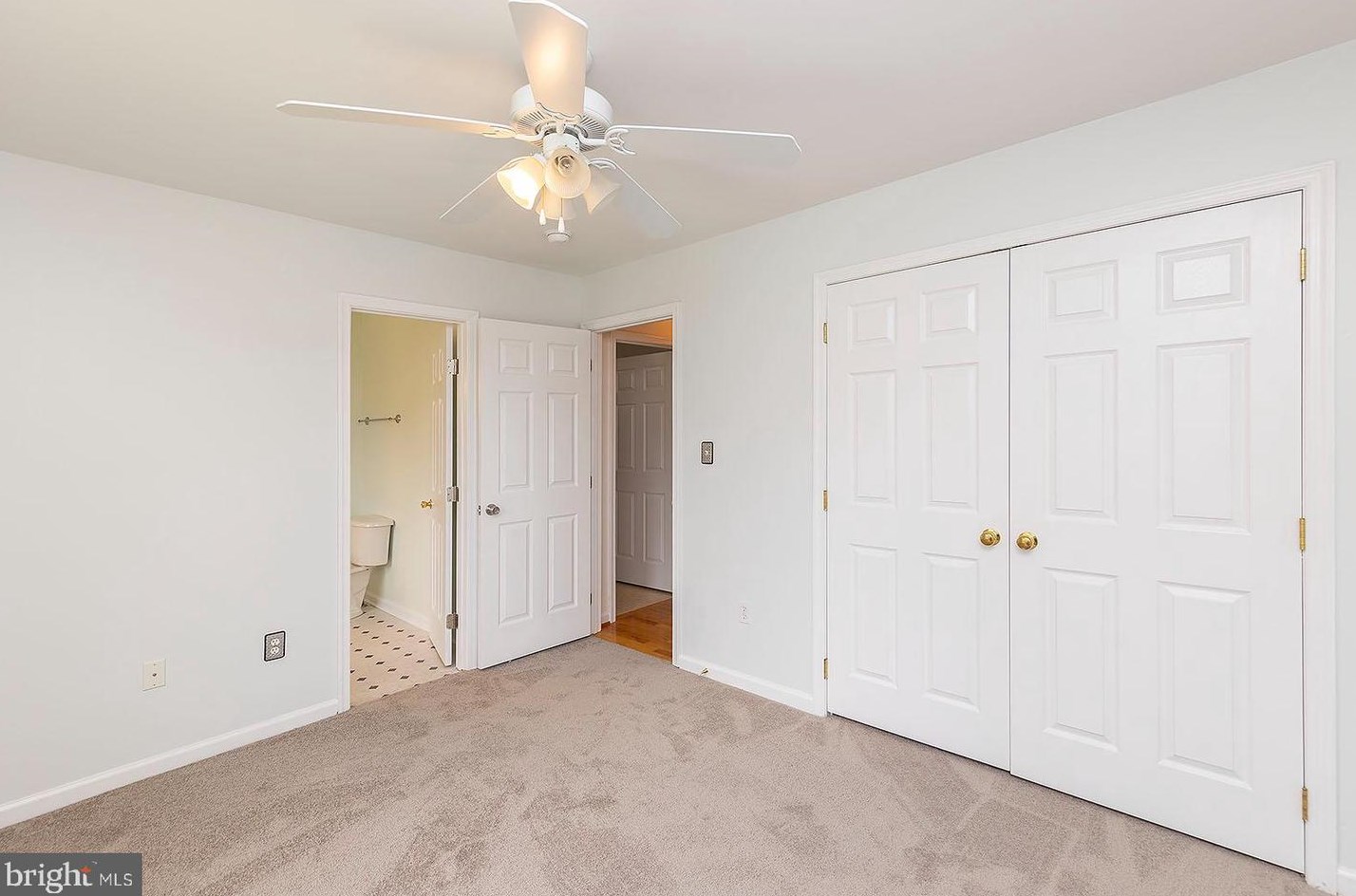 2832 Saratoga Dr, Winchester VA 22601-2622 exterior