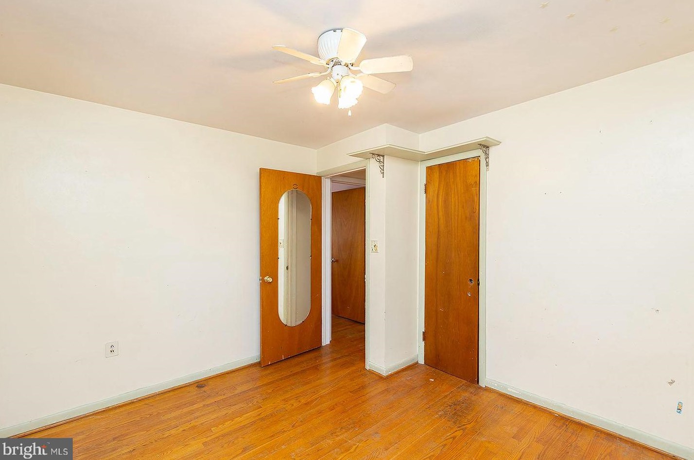 140 Wood Ave, Winchester VA  22601-3028 exterior