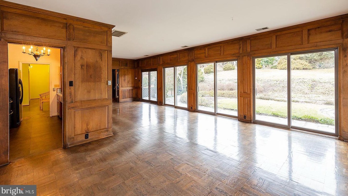 1413 Handley Ave, Winchester VA  22601-3746 exterior