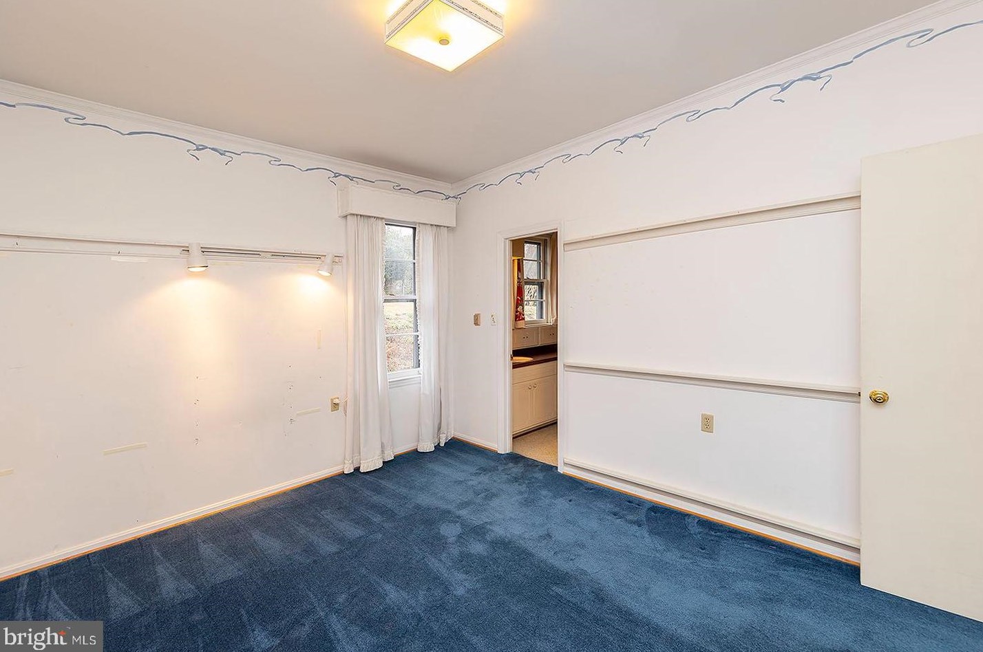 1413 Handley Ave, Winchester VA  22601-3746 exterior