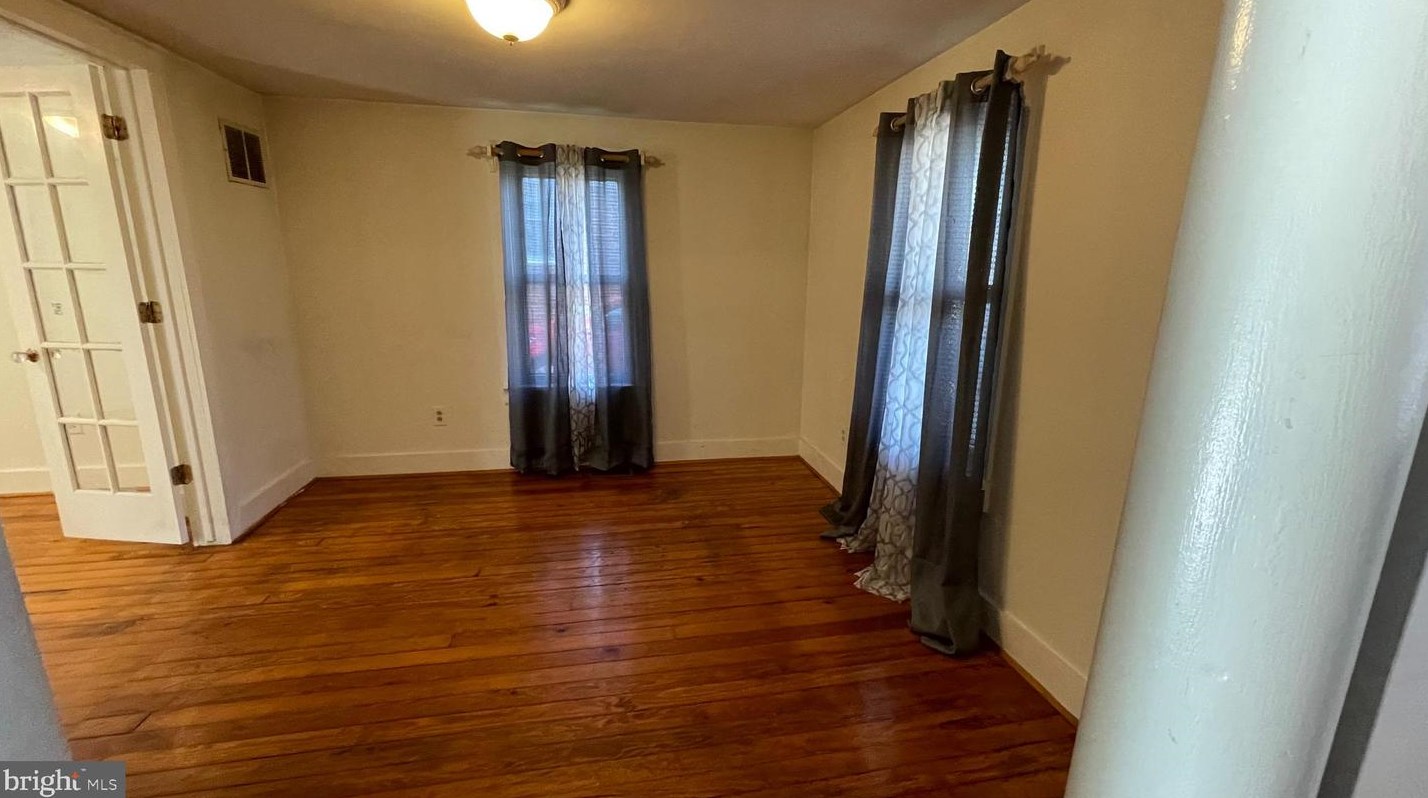 939 Woodland Ave, Winchester VA  22601-5823 exterior