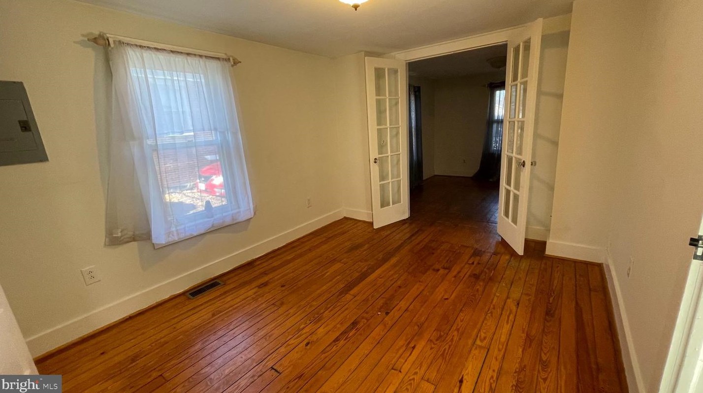 939 Woodland Ave, Winchester VA  22601-5823 exterior