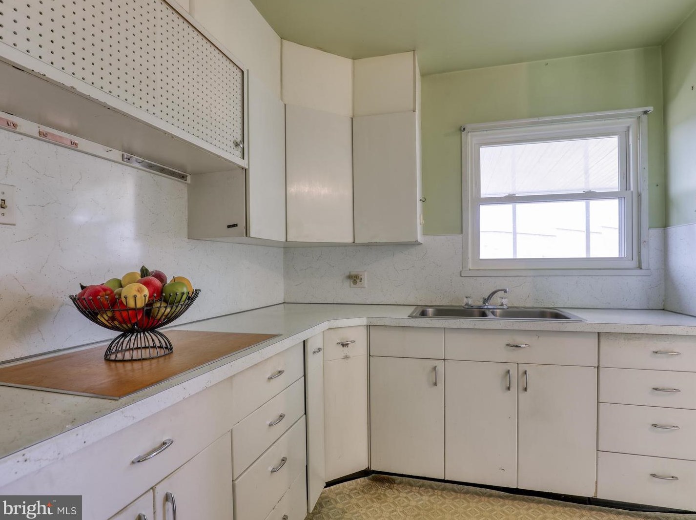 390 Pall Mall St, Winchester VA  22601-5138 exterior