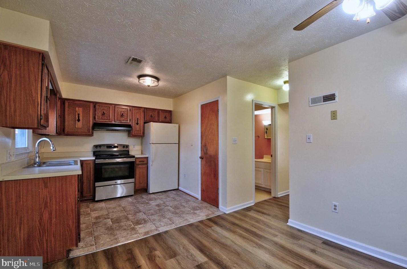 18 Jigsaw Pl, Winchester VA  22601-3656 exterior