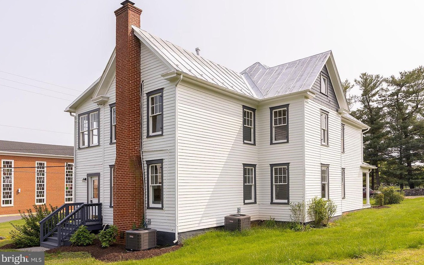 918 Amherst St, Winchester VA  22601-3306 exterior