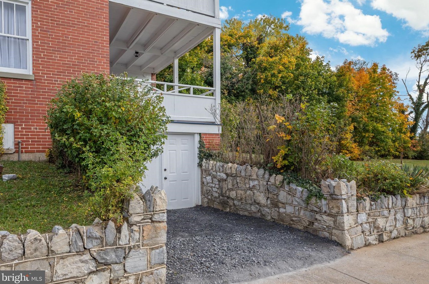 803 Berryville Ave, Winchester VA  22601-5913 exterior