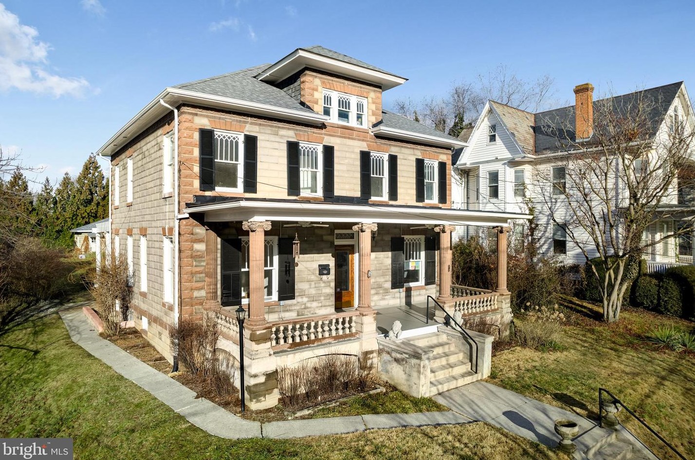 439 Braddock St, Winchester VA  22601-3921 exterior