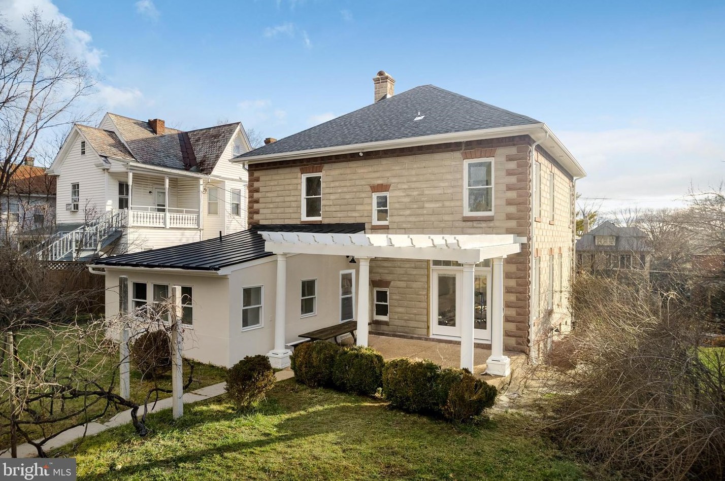 439 Braddock St, Winchester VA  22601-3921 exterior